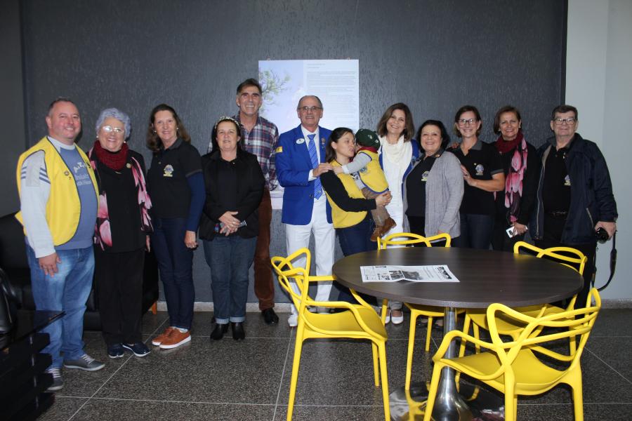 Grupo visitou o Jornal Dois Irmãos no dia 18 e participou de programa na TVLocal