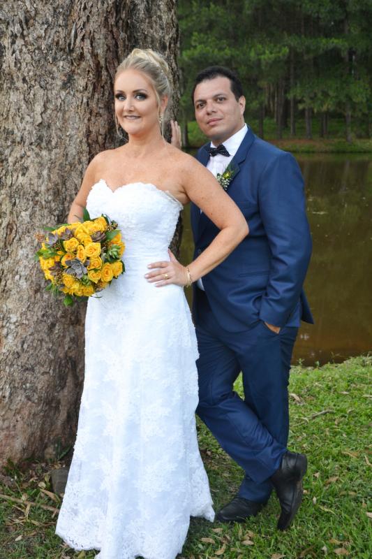 Mário Ruidias Relayze e Migueline Schmitt casaram no dia 30 de novembro, com cerimônia e festa em Sapiranga (Foto: Melissa Costa)
