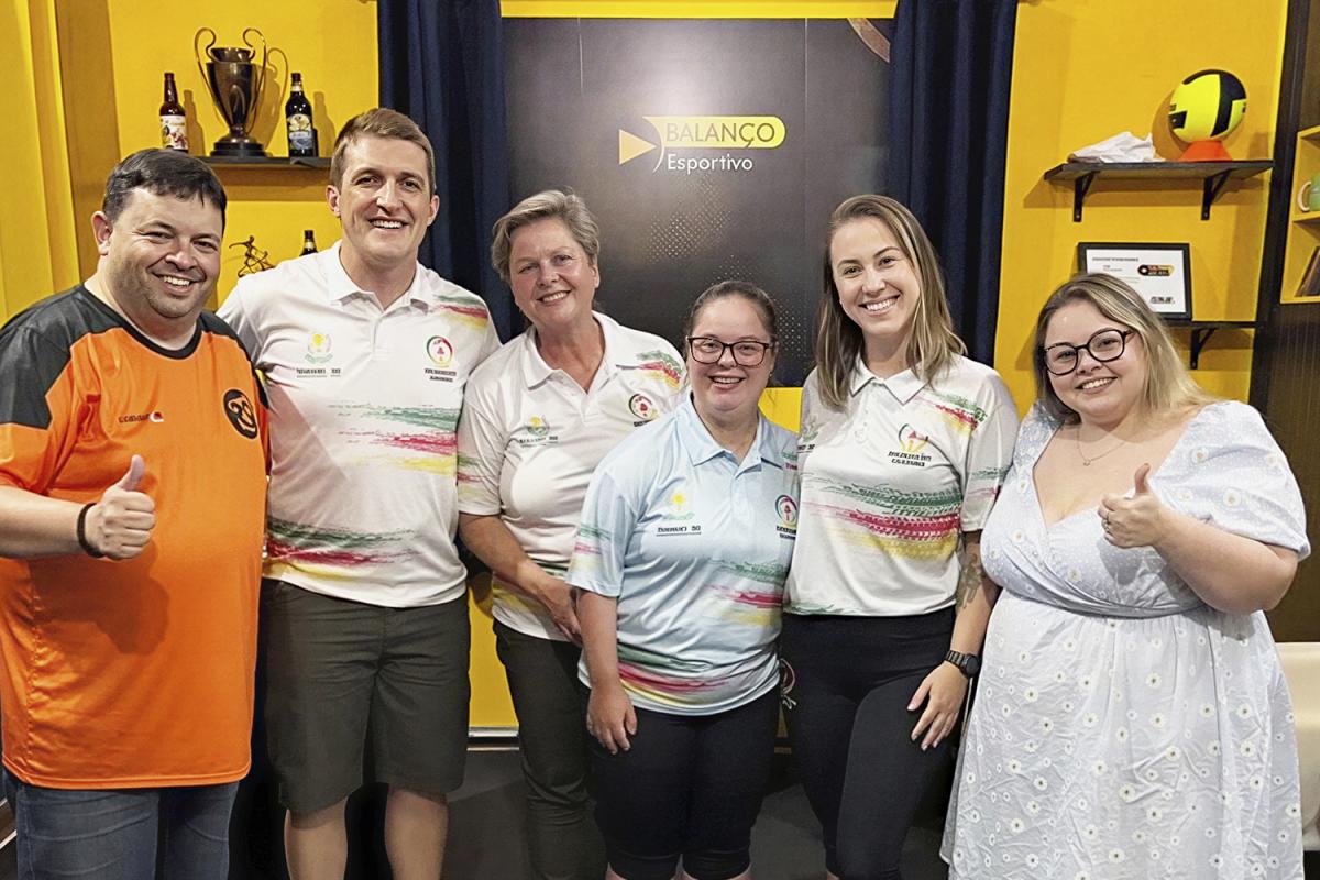 Márcio, Cristiano, Márcia, Raíssa, Tamíris e Tífani (Foto: Divulgação)