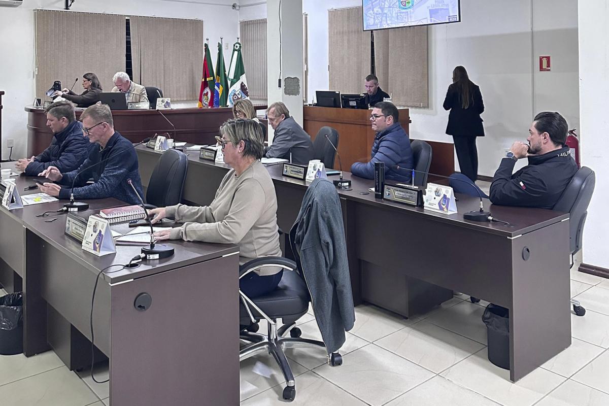 (Fotos: Divulgação / Câmara)