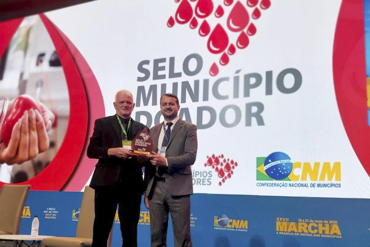 Sérgio Kroetz e prefeito Jerri (Foto: Divulgação)