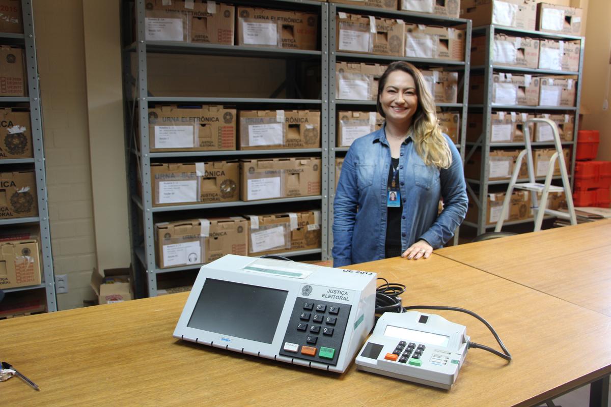 Luci Jöchins, chefe do Cartório Eleitoral (Foto: Arquivo JDI)