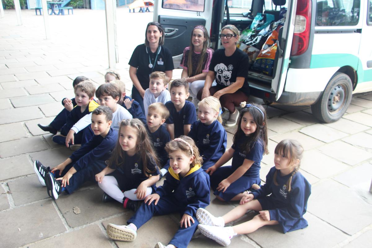 Turma do Imaculada Conceição com as voluntárias