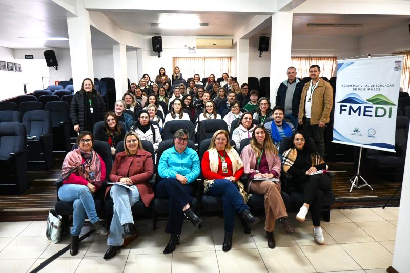 1ª Conferência do Fórum Municipal de Educação reuniu 26 entidades