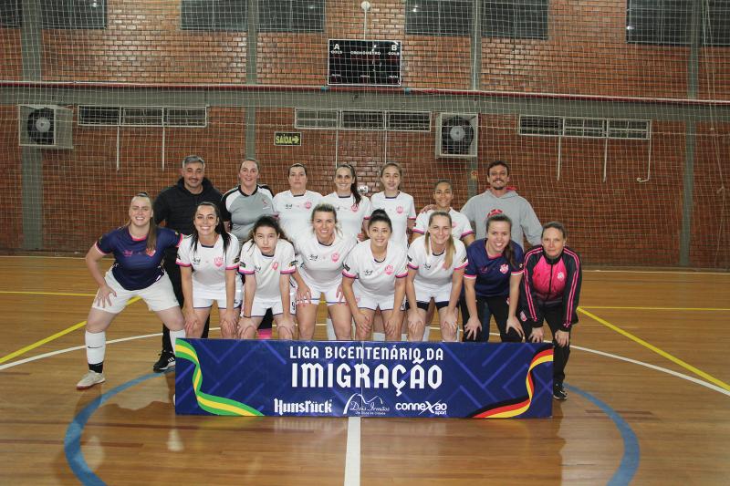 Atletinhas golearam o Breed por 14 a 1