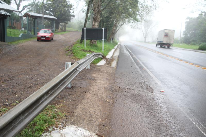 Guard-rail foi instalado no início da semana