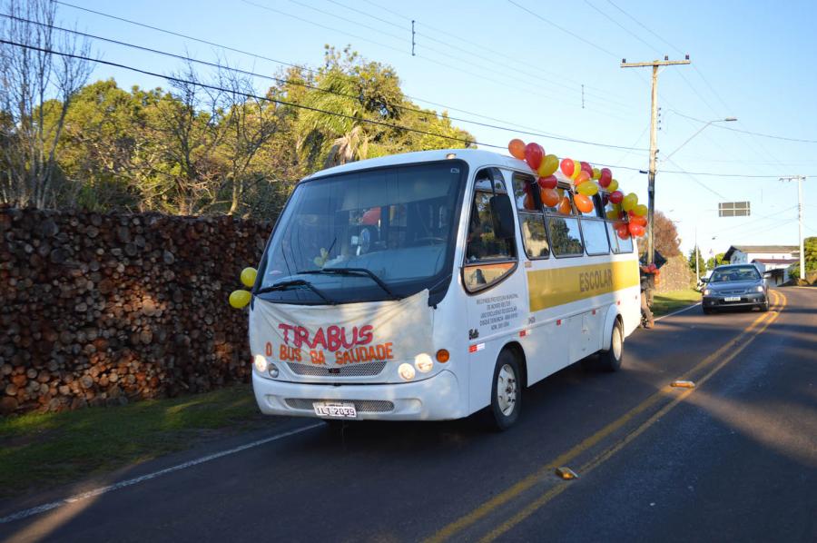 Bus da Saudade chamou atenção no interior de Morro Reuter