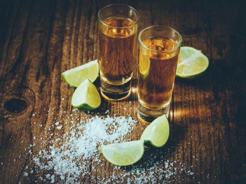 Cerveja, vinho, destilado: quanto tempo o corpo leva para metabolizar uma dose?