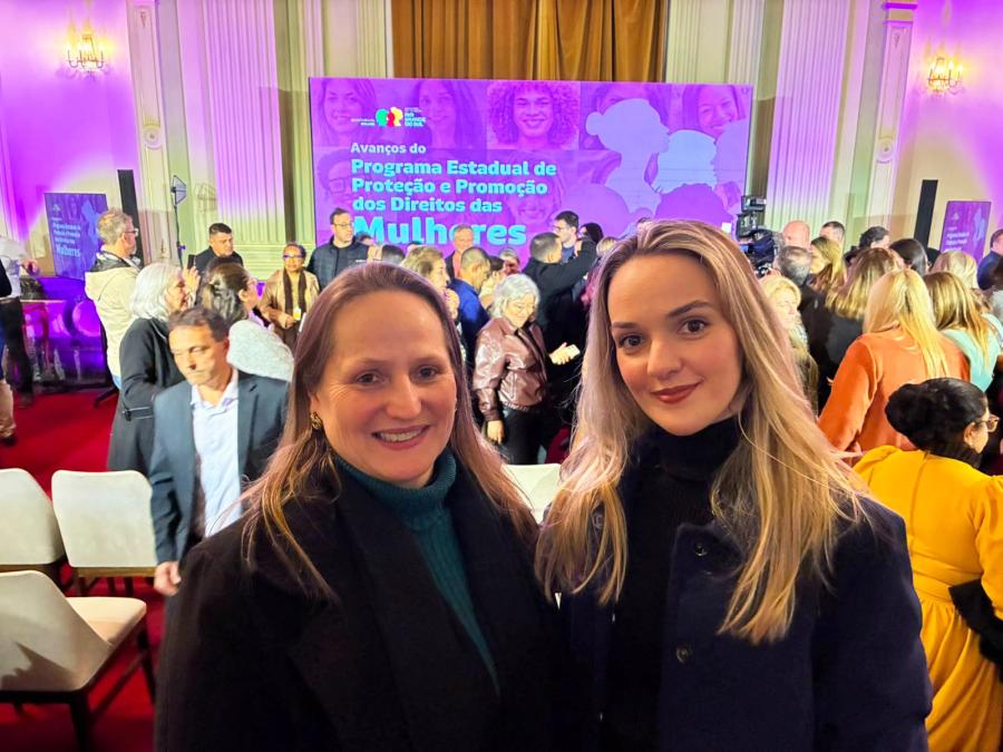 Claudete Fritzen e Kelly Berlitz