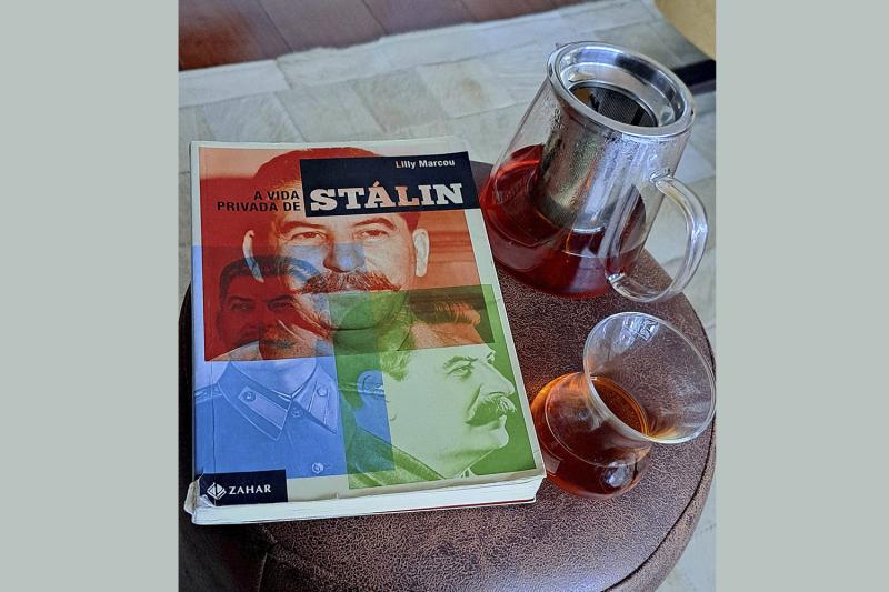 Como morrem os grandes líderes (Um conto verdadeiro sobre Stalin)