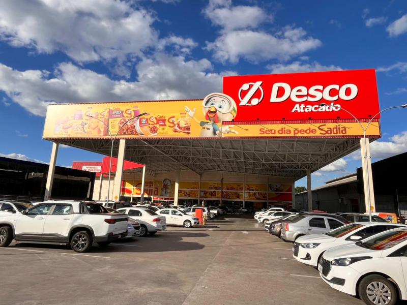Desco Lajeado inaugura fachada temática da Sadia em parceria com a MBRF