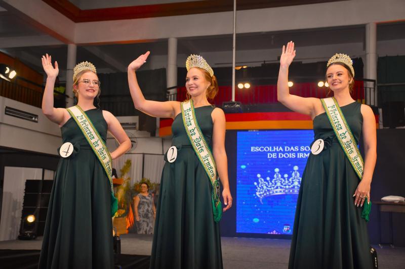 Dois Irmãos apresenta sua nova Corte de Soberanas