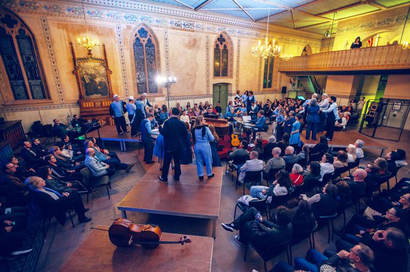 Espaço Cultural Antiga Matriz vive noite de pura classe em Dois Irmãos