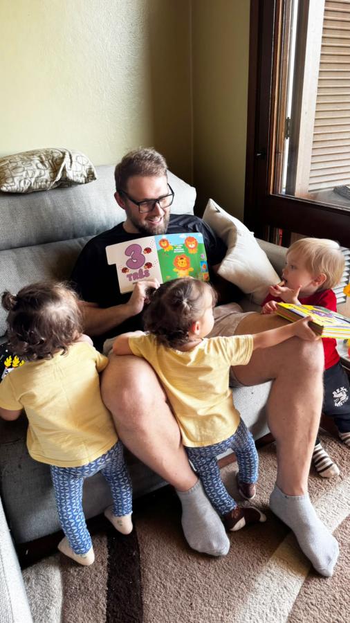 Felipe aproveita cada momento com os filhos