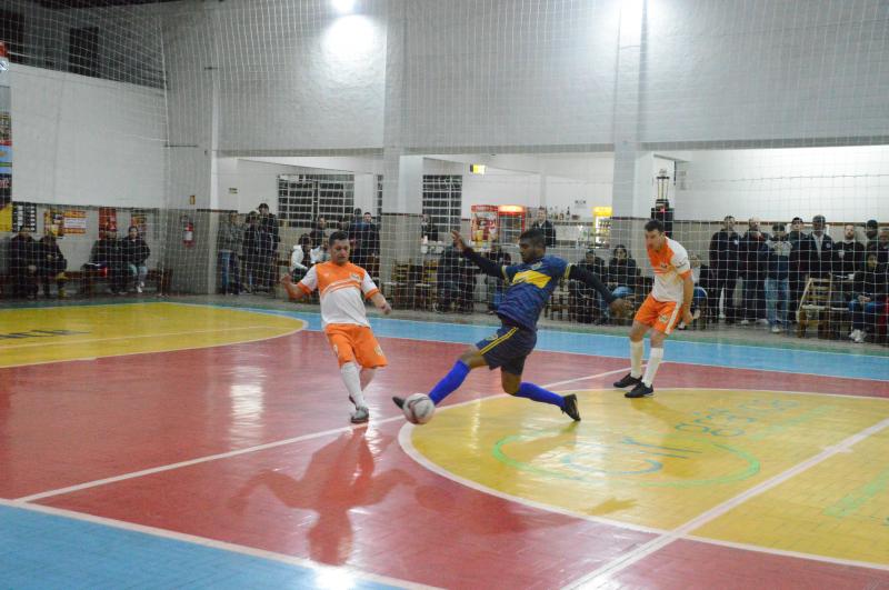 Futsal Veterano teve quatro jogos nesta terça-feira em Dois Irmãos