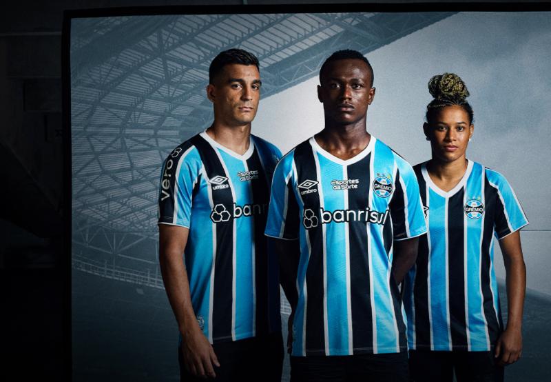 Grêmio lança nova camisa em homenagem aos 35 anos da primeira Copa do Brasil