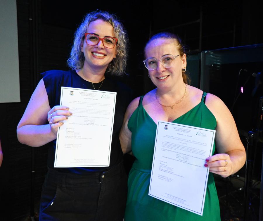 Heda Nienow: Jenifer e Clemice