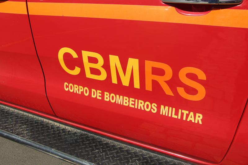 Incêndio atinge apartamento no Centro de Dois Irmãos