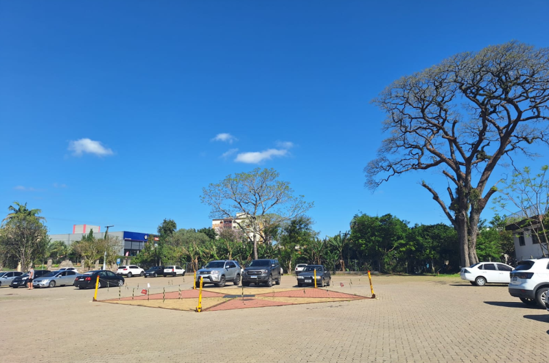 Largo será fechado para instalação da estrutura do 197º Kerb de São Miguel