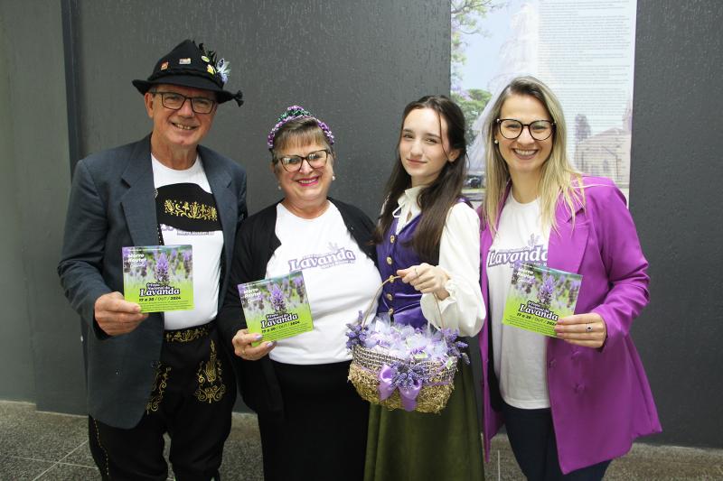 Morro Reuter aguarda público para quatro dias de Festa Nacional da Lavanda 