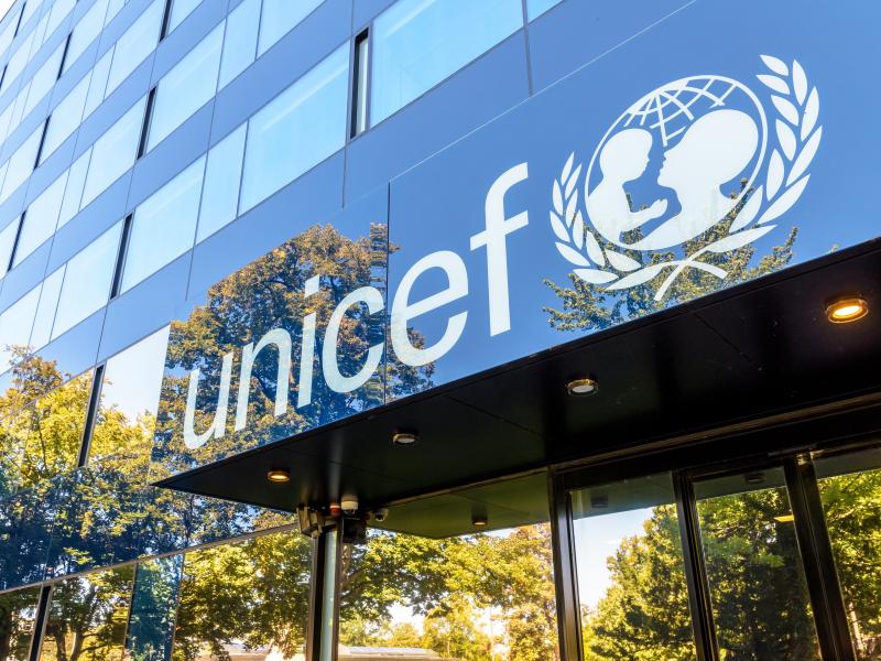 ONU e Unicef lançam guia para orientar pais sobre perigo da machosfera