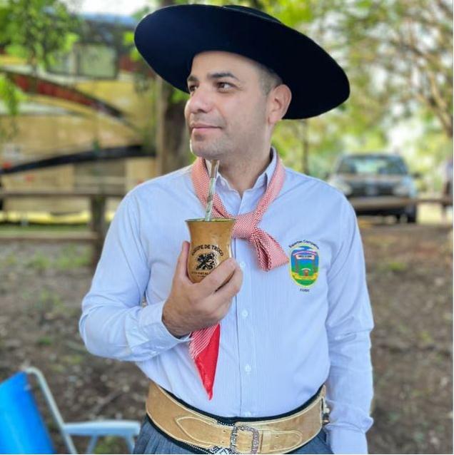 Patrão Farias convida a comunidade para prestigiar a programação