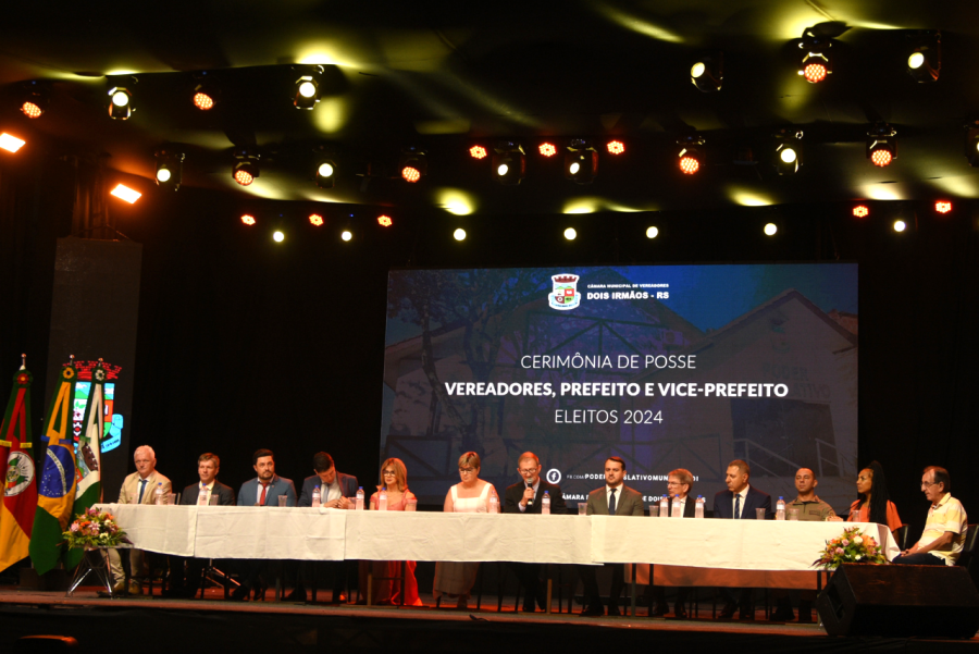 Presidente Elony Nyland comandou a posse