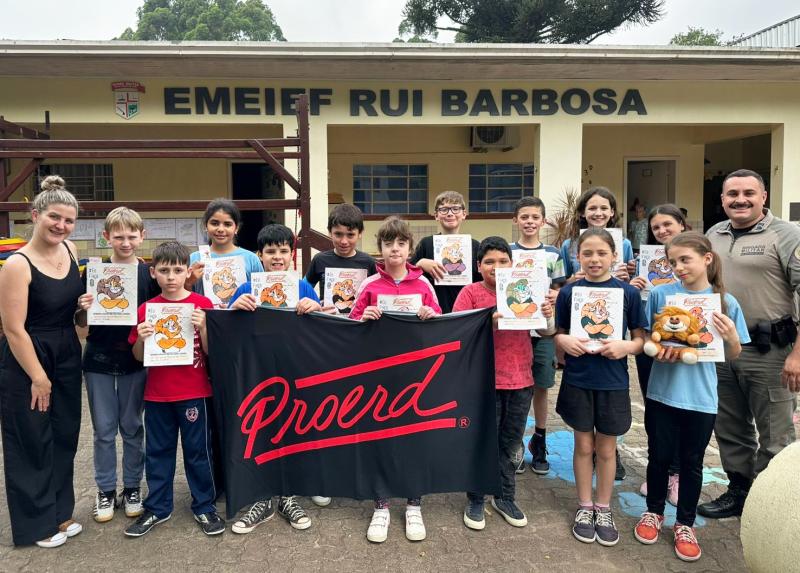 Proerd forma mais 81 alunos nesta quinta-feira em Morro Reuter