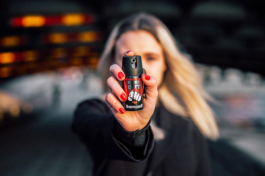 Projeto que autoriza porte de spray de pimenta para mulheres acima de 16 anos é aprovado no Senado