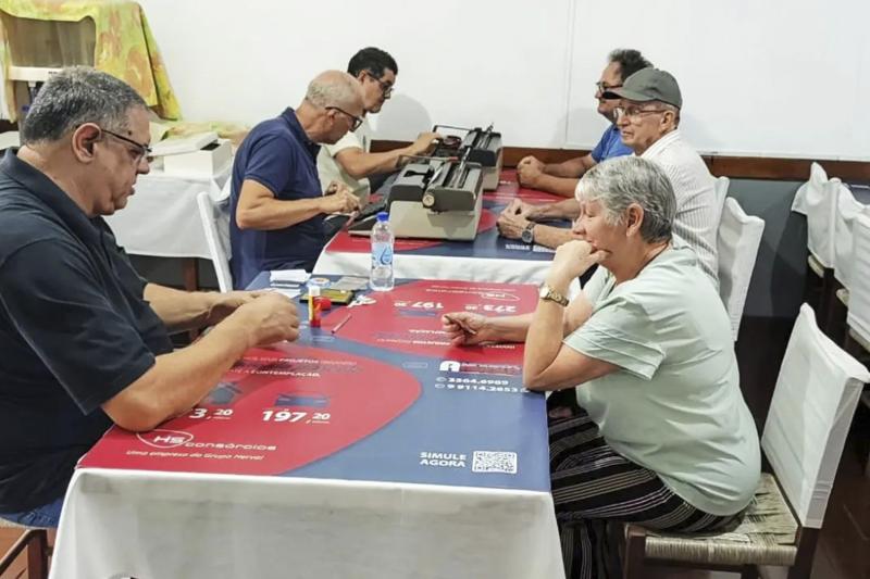 Quase 200 carteirinhas são confeccionadas na Semana do Idoso de Dois Irmãos