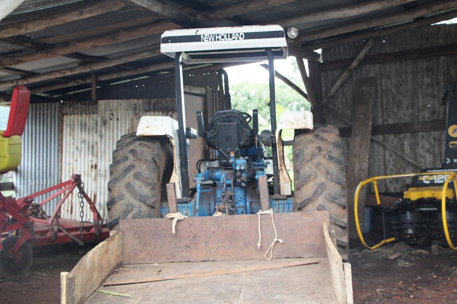 Trator é um meio de automatização na agricultura